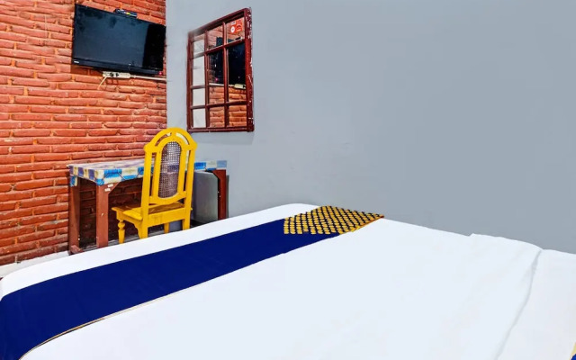SPOT ON 91915 Homestay Superman