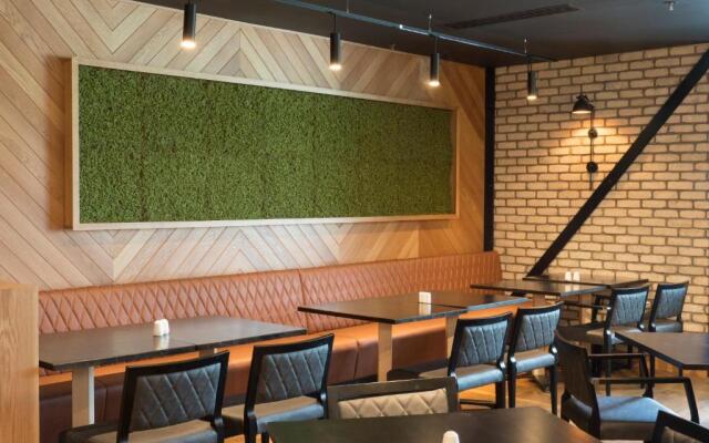 Pillo Hotel & Leisure Club