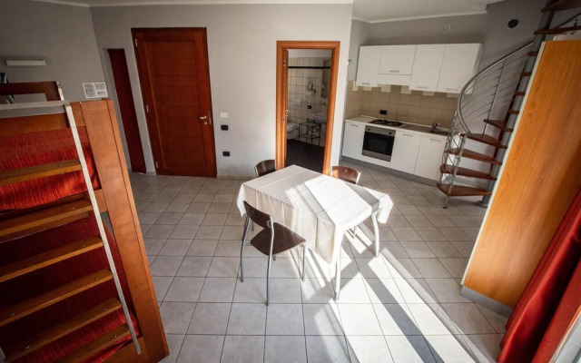 Room in Holiday House - Albavillage Residence Ideal Apartment for Families