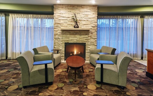 Holiday Inn Express Hotel & Suites Madison-Verona by IHG