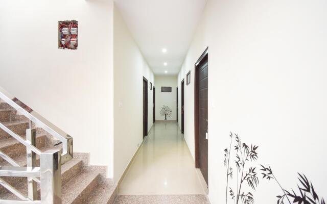OYO 47710 Paradise In Hills