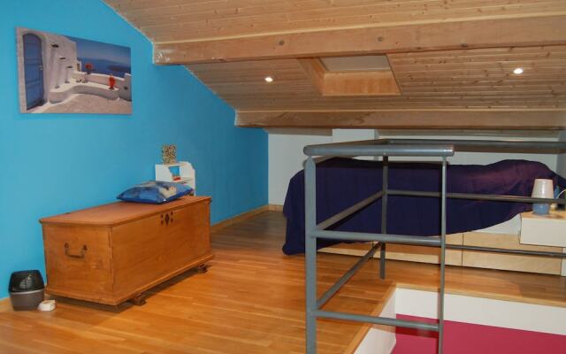 Modern Villa in Gareoult with Private Pool