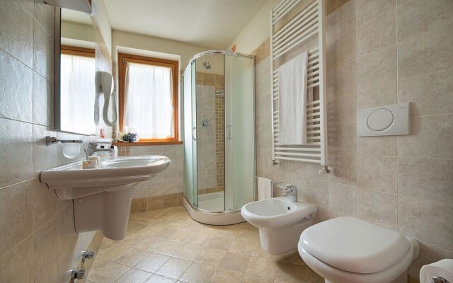 Stunning Apartment in Ponte di Legno With Wifi