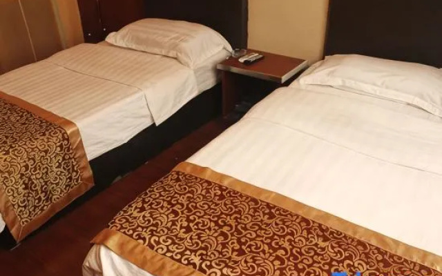 Rain Hotel (62nd Elementary School) – Guest Rooms – Urumqi