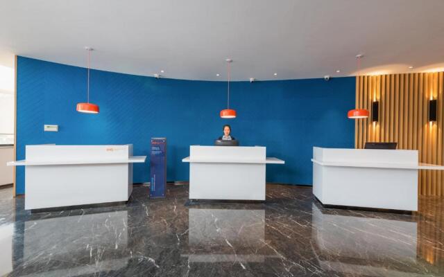 Holiday Inn Express Dongyang Hengdian by IHG