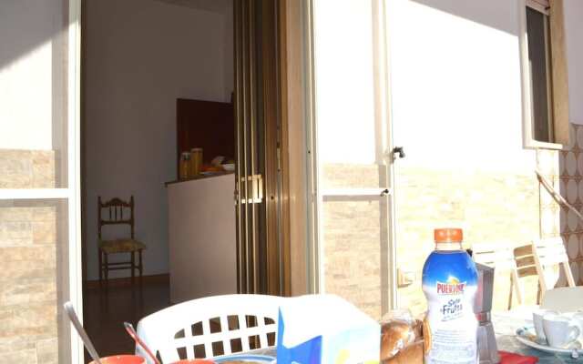 Ureshii Holiday Home in a Two-family Structure in San Foca