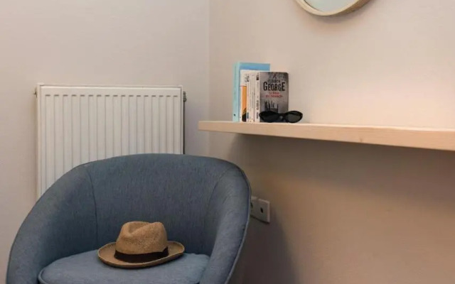 KL Apartment