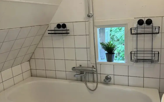 Stockholm - 5-beds - Sleeps 12 - Garden