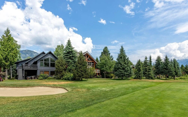 8166 Nicklaus North