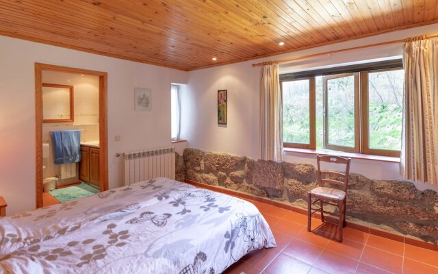 Mansion in Dao Valley by River Beach