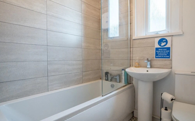 Phénix Central - Huge 3 Bed Apt.
