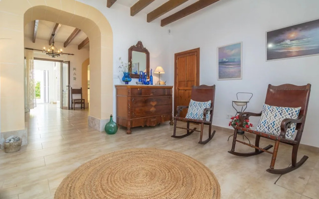 Vila Ca Shermano in Urbanitzaci Montferrutx