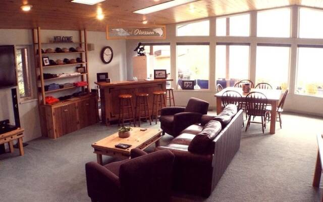 Reel Obsession Fishing Lodge Vancouver Island- All Inclusive