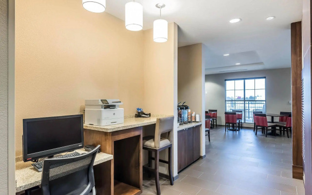 Comfort Inn & Suites Sidney I-80