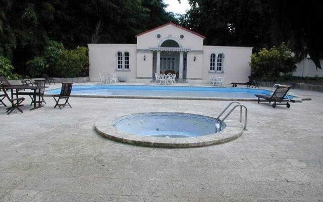 La Mansion