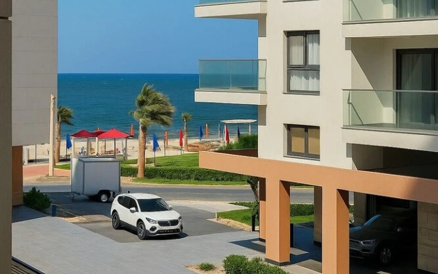 Modern Chalet in Port Said With Stunning City and Garden Views