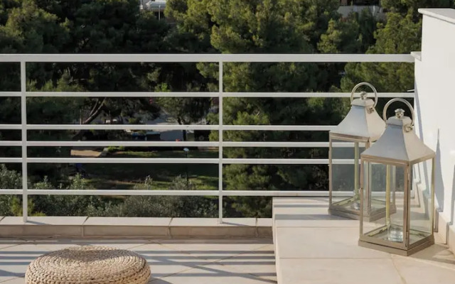Vouliagmeni Exclusive Residence