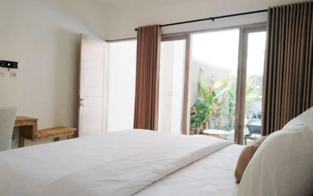 Berawa Dini Guesthouse