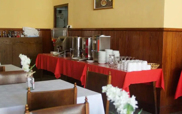 Hostal Sayola