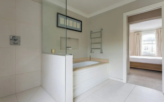 Rigault Road by Onefinestay