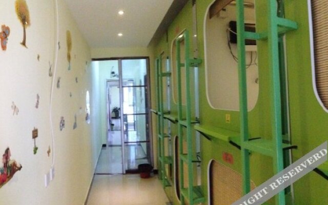 Yixiu Capsule Hotel Xi'an Xianning