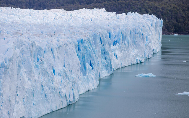 Lagos Del Calafate