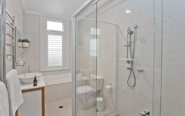 Manly Beachside 2 Bedroom House