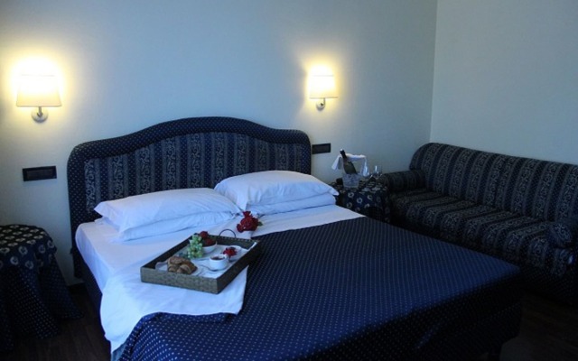 Yachting Hotel Mistral