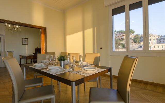 JOIVY Fronte del Mar Seaview Apartment Casaregis