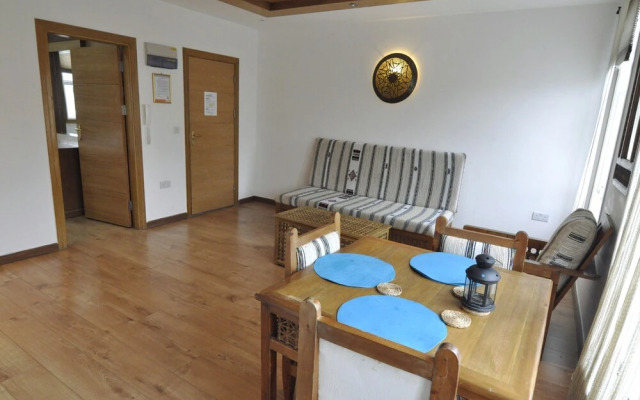 Fg Property - Earls Court, Kempsford Gardens Flat A