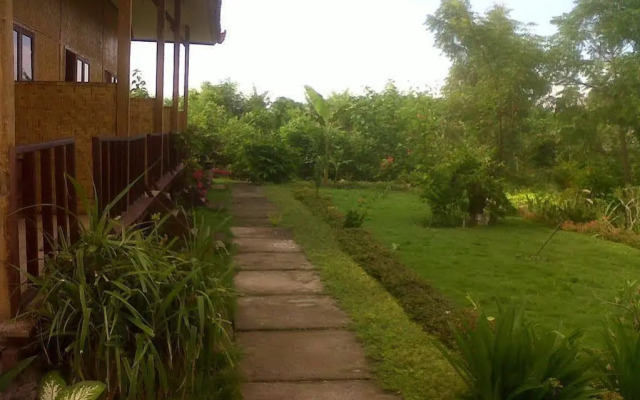Banyuwedang Home Stay