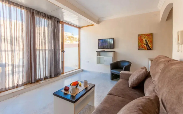 Merill Pool and Sea Penthouse Apart 7