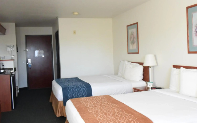 Travelodge Suites by Wyndham Newberg