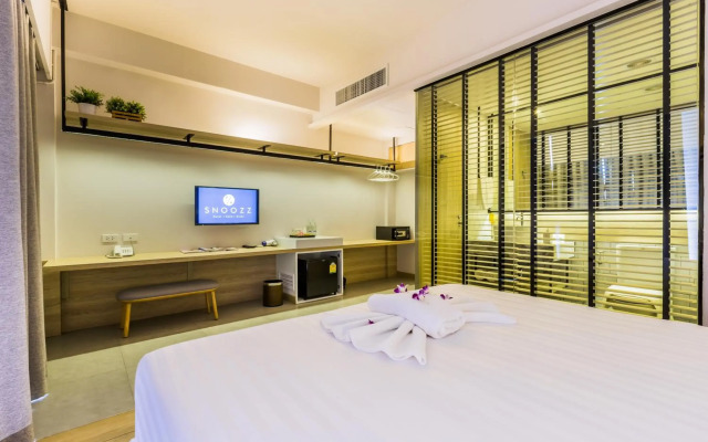 Snoozz Hotel - Hostel
