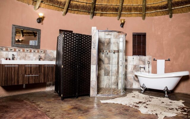 Dzata Private Game Lodge