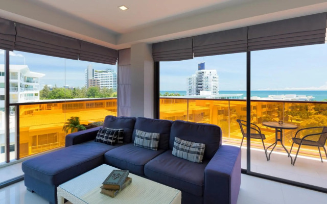 Rocco Hua Hin Beach Seaview