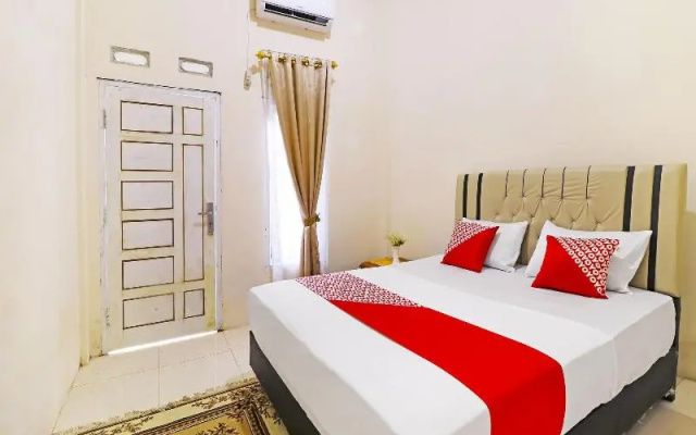 OYO 91129 D'ta Kost Syariah