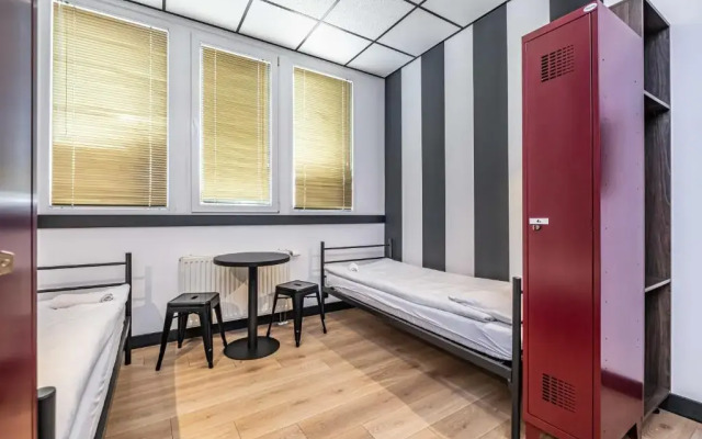 Vola Hostel