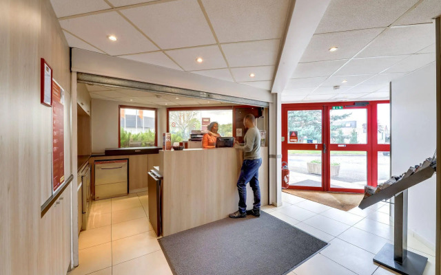 Welcomotel Coignières