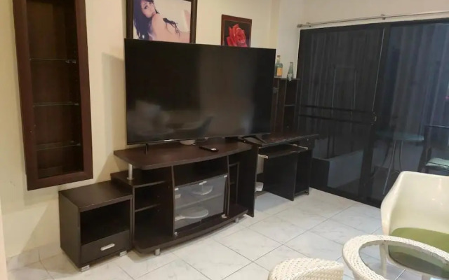 Jomtien Hill Resort Pratamnak 108