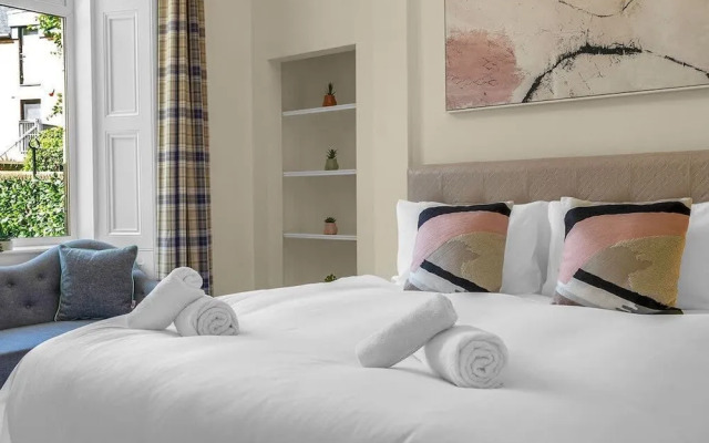 Stylish Elegance in City s Heart