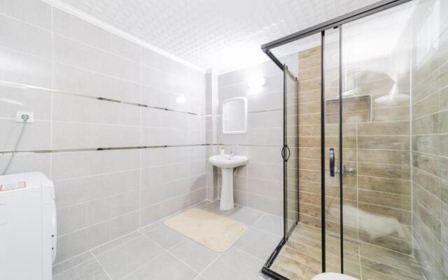 Central Flat Close to the Beach in Muratpasa