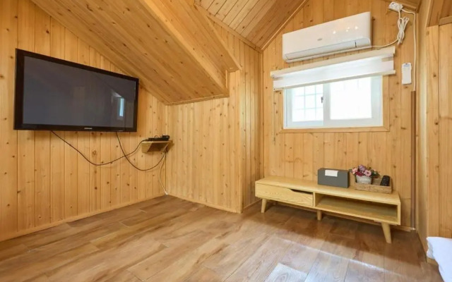 Gapyeong Pool Villa Palace