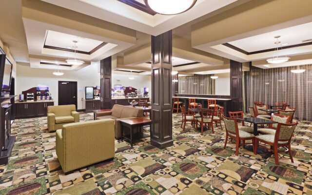 Holiday Inn Express Hotel & Suites Brownfield by IHG