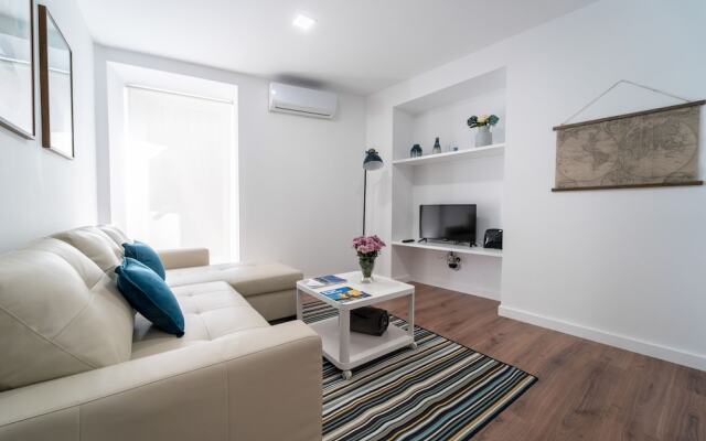 Praça Velha Apartments
