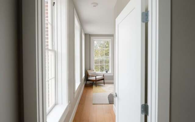 Western 1924 Luxury Lofts