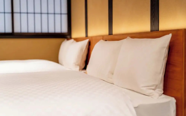 Resi Stay Palace Gate