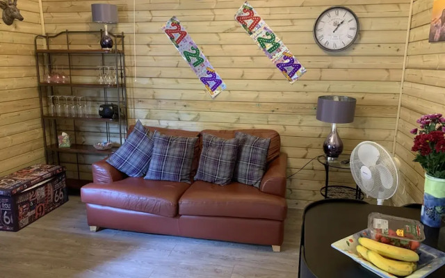 BedrockLodge Buisness Centre HolidayLets