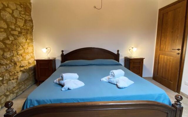 House Aves Guardistallo