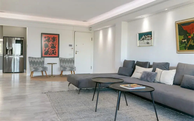 South Blue Luxury Apartment in Vouliagmeni